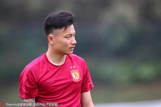 小樱玉足榨精footjob