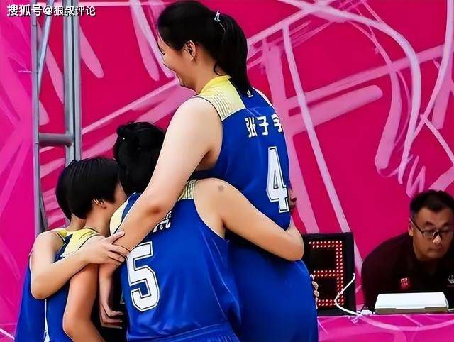极品美女mm131丰满美女图