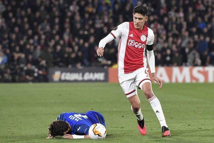 三级av