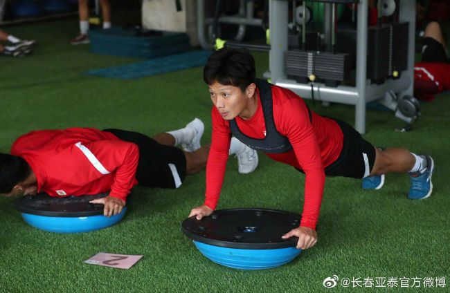 亚洲欧美日韩综合在线播放